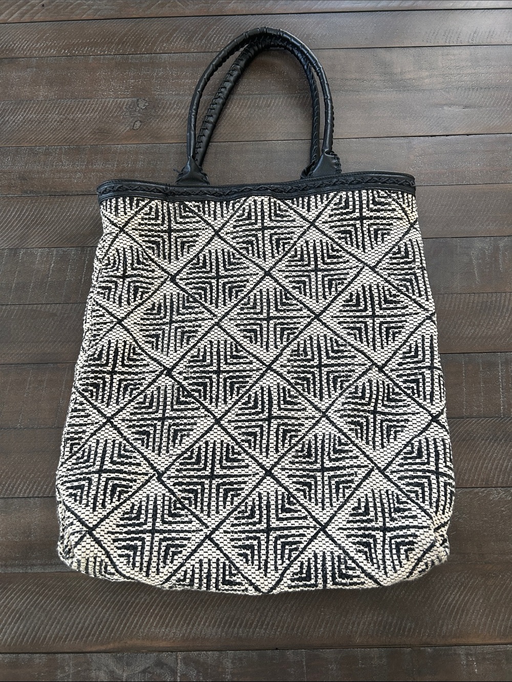 Ecote Black and White Geometric Woven Tote Sold at Urban Outfitters